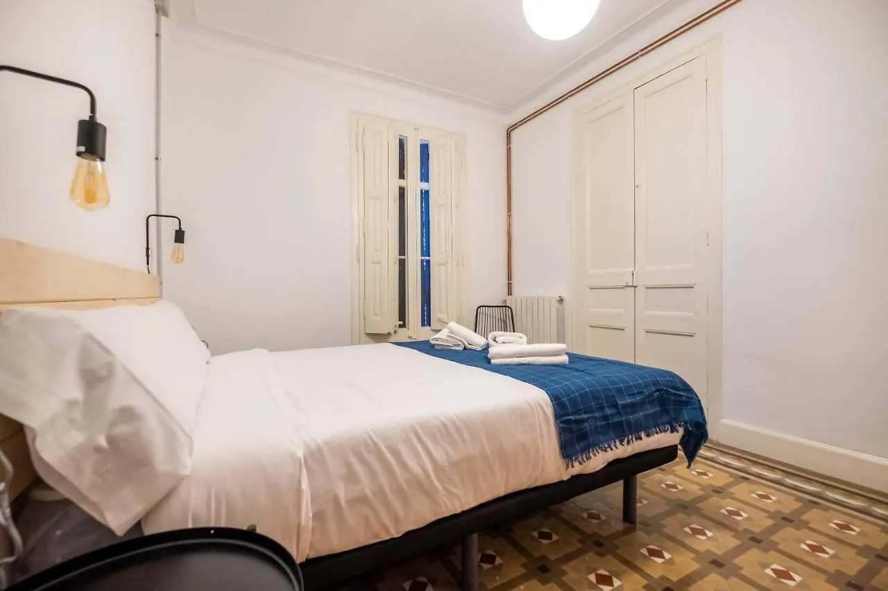 Modernist Apartment For Large Groups In Eixample Barcelone 0*,